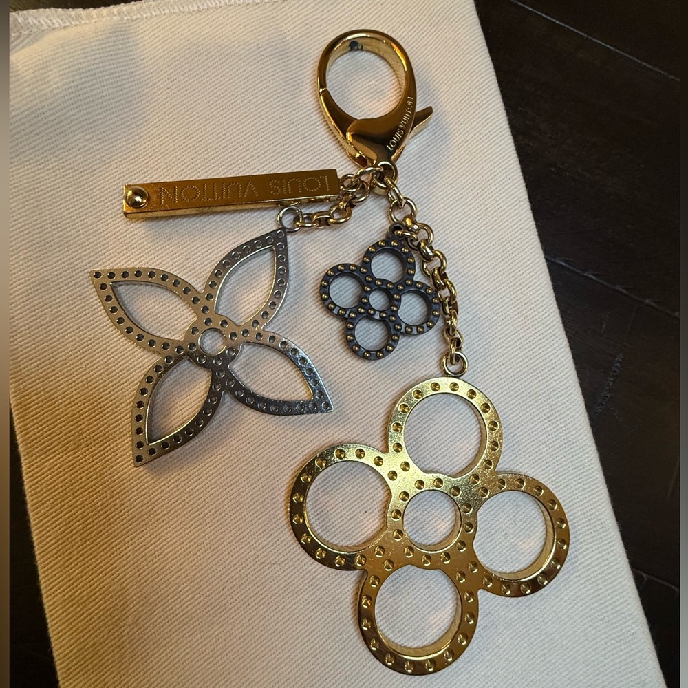 Louis Vuitton Bijoux Sac Tapage Charm/Key Holder